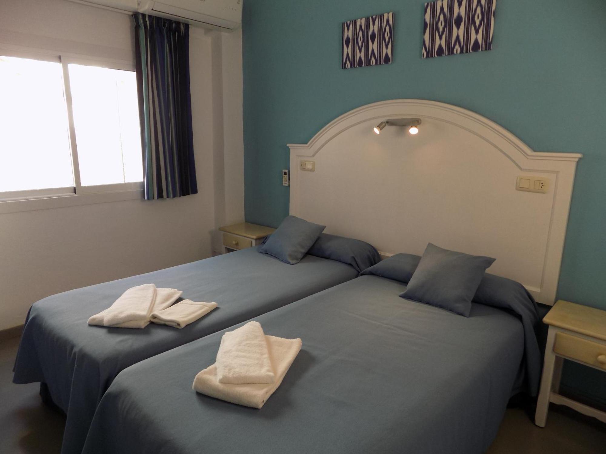 Hostal Villa Maruja El Arenal  Room photo
